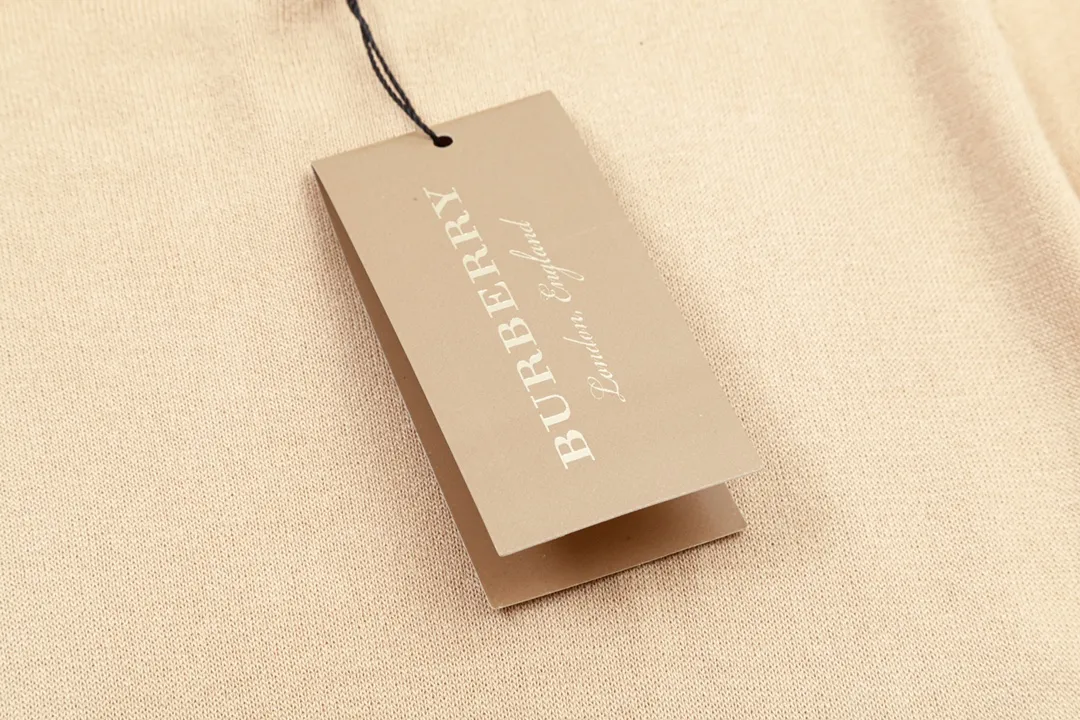 BURBERRY 。Classic T ， ， ， ， ❗️❗️ ， ！ ， ！ :Khaki Size:M L XL XXL